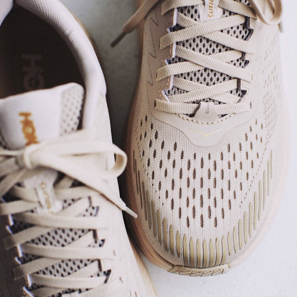 Hoka One One Clifton 7